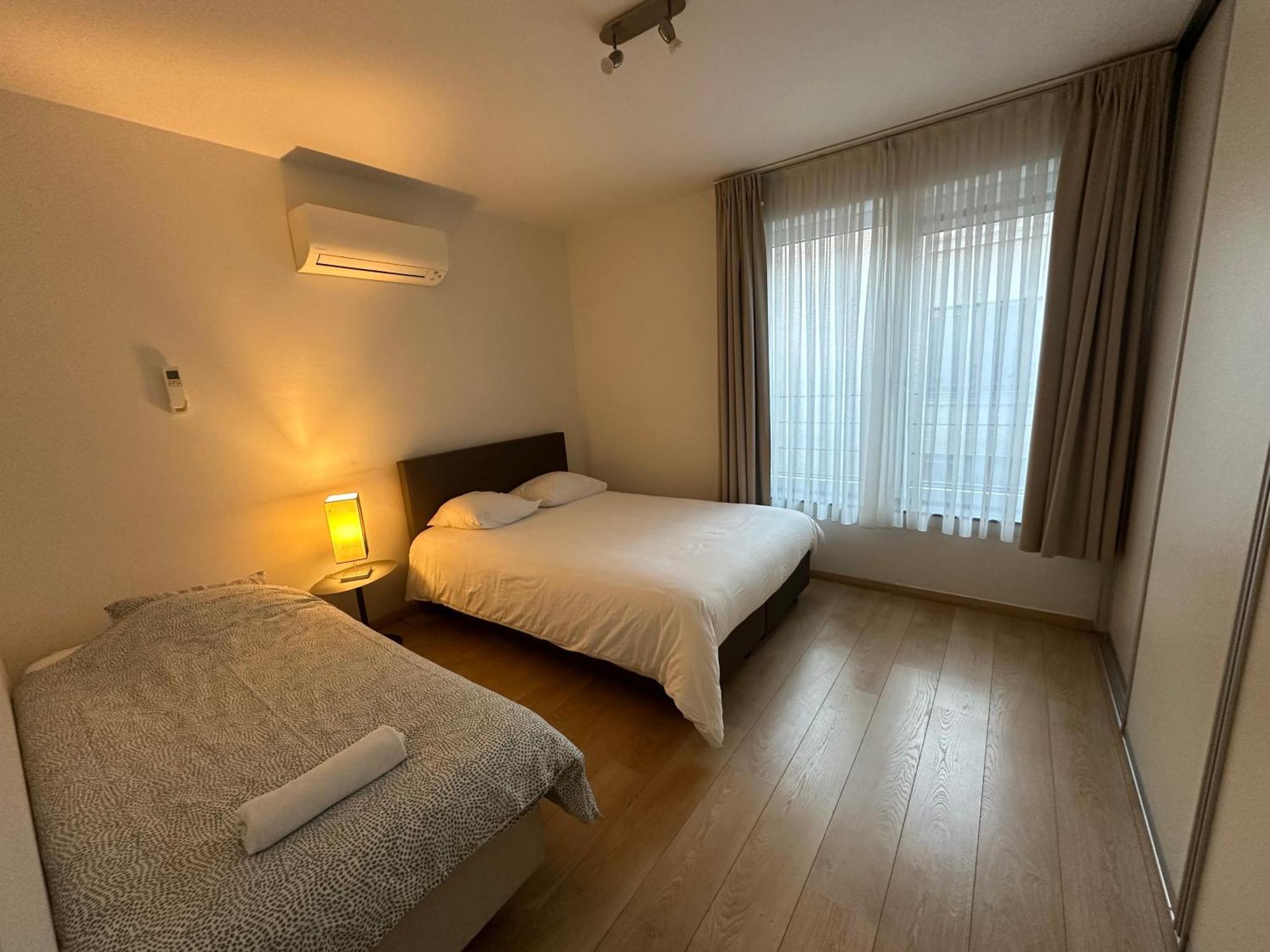 2 Bedroom Apartment In Center With Balcony Brüsszel Kültér fotó